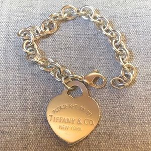 🔥Rare🔥 RTT XL Heart Bracelet!